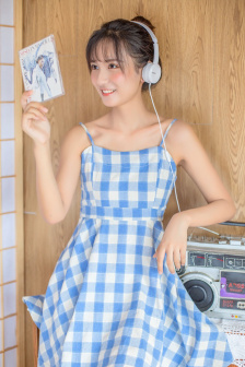 女角色翻白眼流口水流眼泪图片
